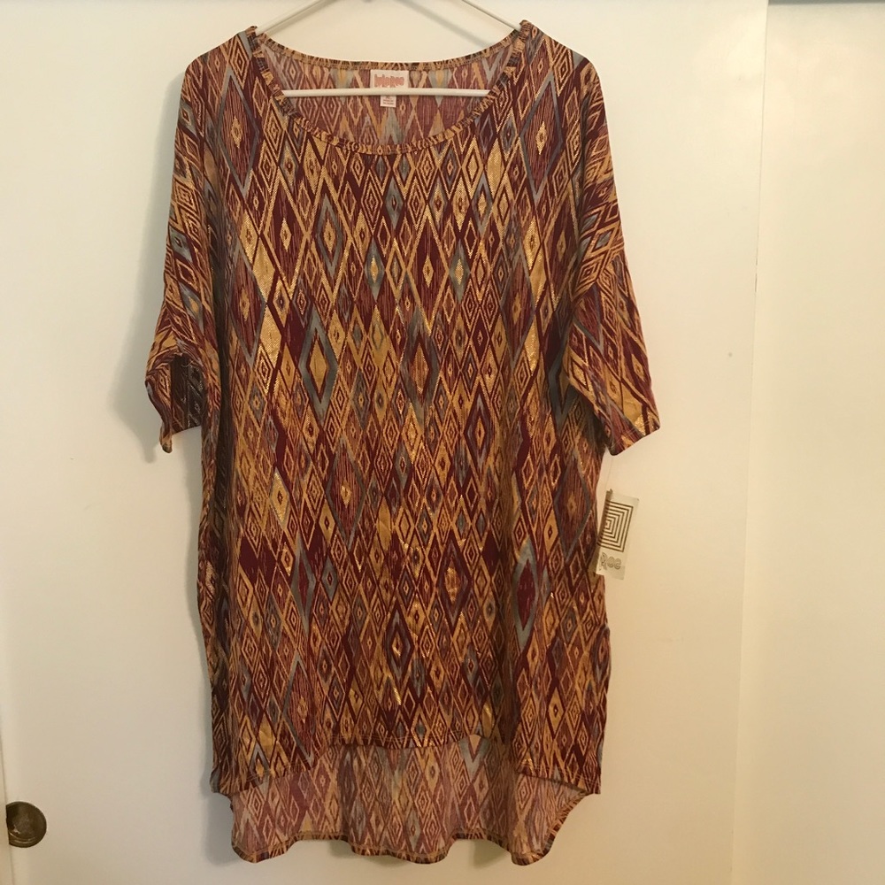 XL Lularoe Elegant Irma shirt